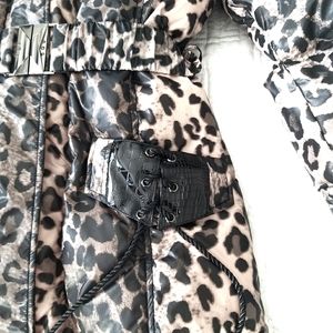 SIMON CHANG Down coat